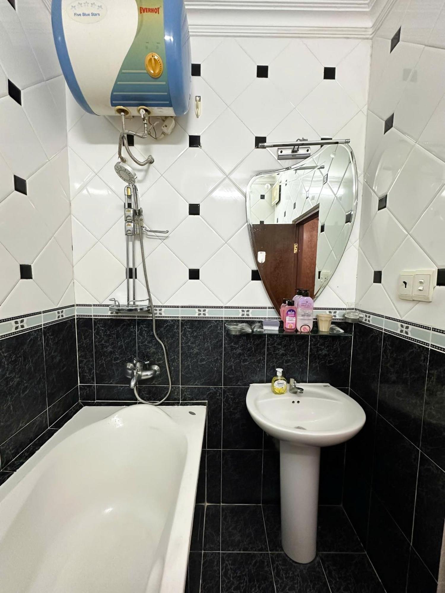 Aparthotel A Little Hanoi - 500m Nguyen Hue Walking Street Ho Chi Minh City